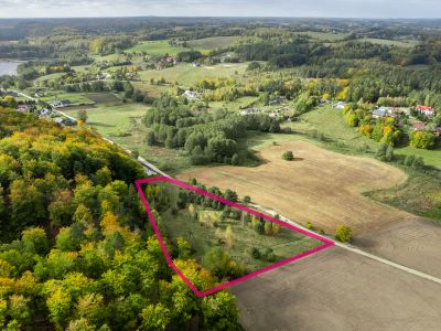 DUŻA DZIAŁKA BUDOWLANA BEZPOŚREDNIO PRZY LESIE - OBOK DWA JEZIORA!