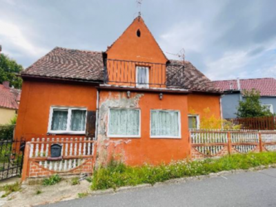 Syndyk sprzeda udział 1/4  w prawie własności nieruchomości 