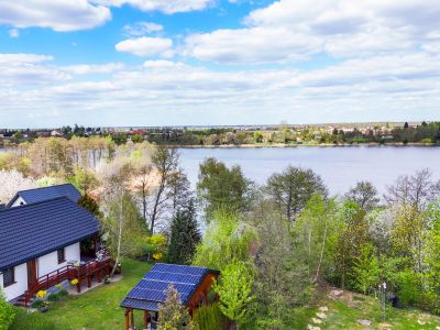 Ten widok Cię oczaruje - dom z linią brzegową